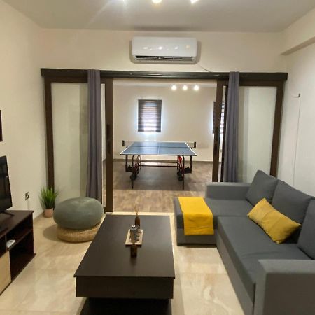 Philip Spacious Apartment Limassol Ngoại thất bức ảnh