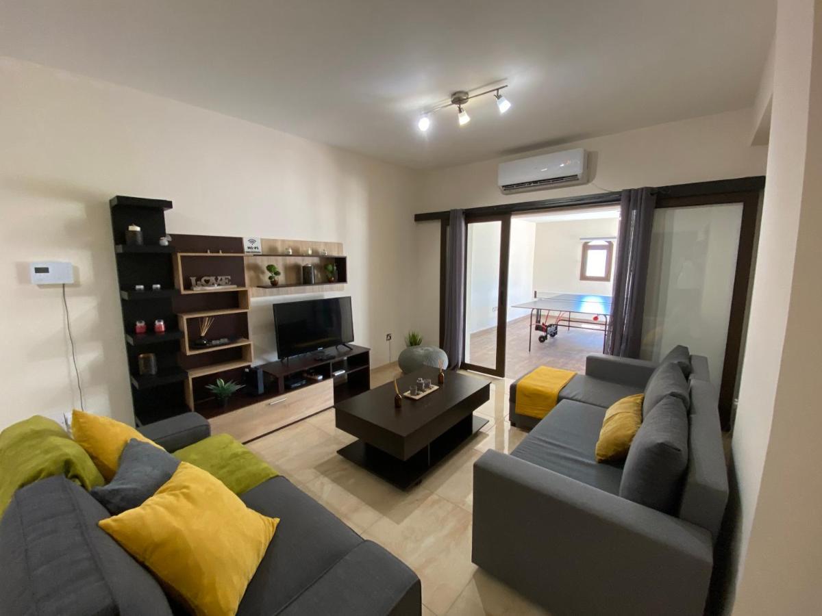 Philip Spacious Apartment Limassol Ngoại thất bức ảnh
